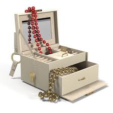 Packing Jewelry when Moving Home in Twyford, Thorpe Satchville or Great Dalby Leicestershire