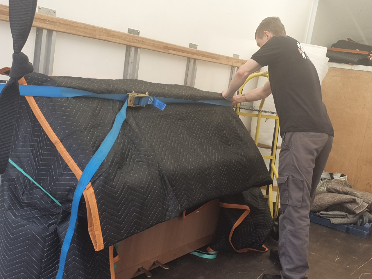 Grand Pianos & Upright Piano Removals in the East Midlands