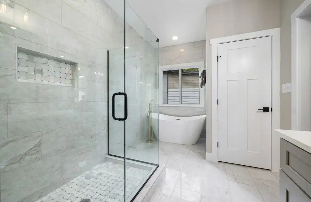 Customisable Shower Enclosures