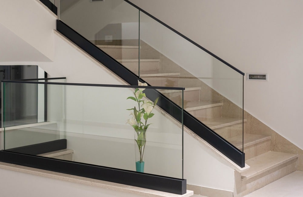 Glass and Steel Combination Staircase