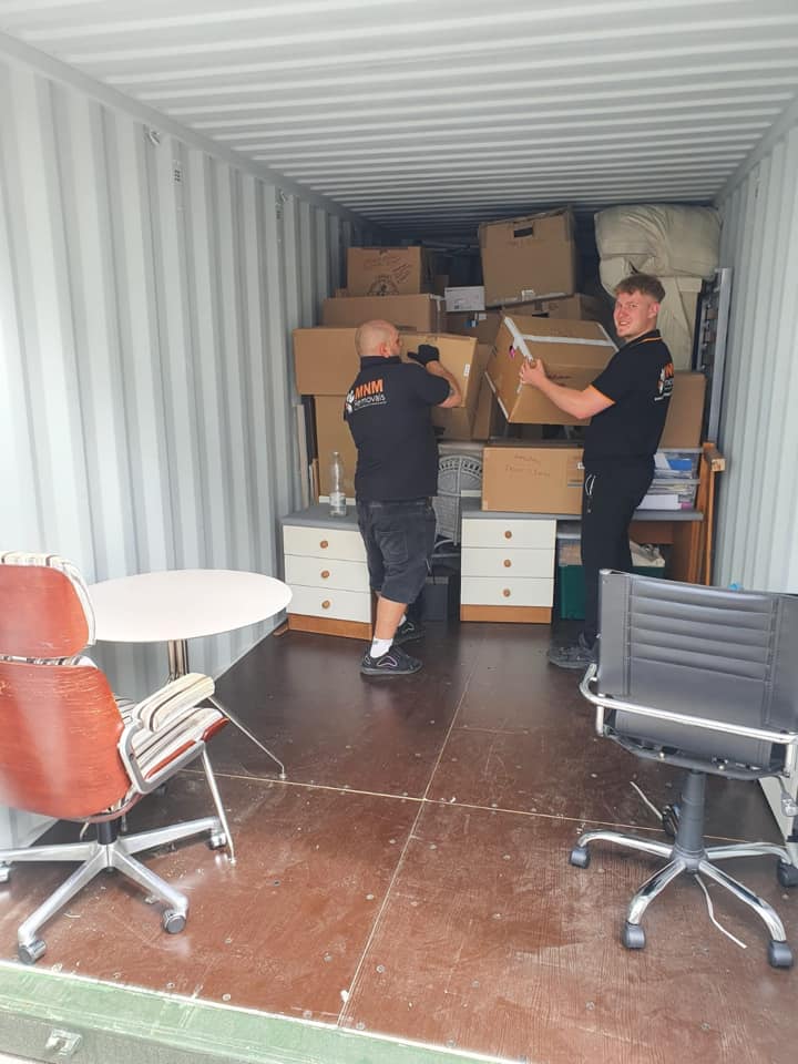 mnm removals loading container